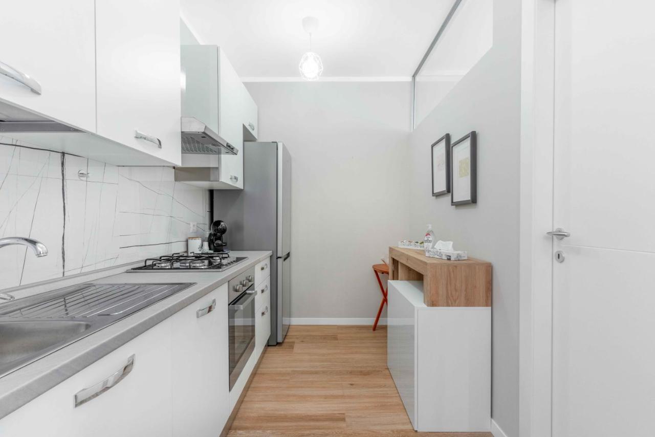Bo13 -Crescenzago- Bright - Wifi - Elegant Apartment Milan Exterior photo